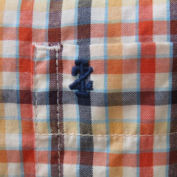 IZOD* Men's Short Sleeve Button Down Curved Hem Chest Pocket Plaid Shirt~Size XL - Picture 10 of 11